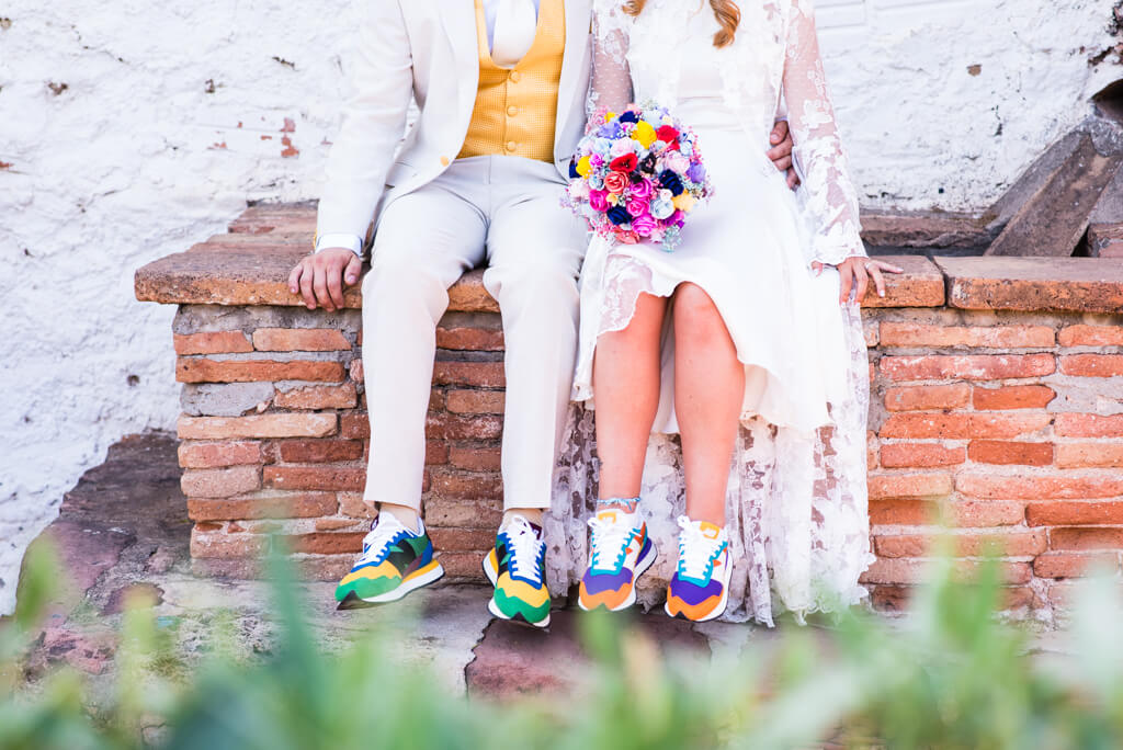 Sesión fotos de novios original Mas Sunyol Castellví de Rosanes